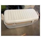 Igloo Cooler