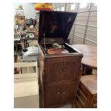 Victrola Antique Record Player
