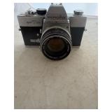 Vintage SRT-101 Minolta Camera