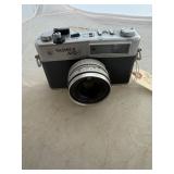 Yashiga MG-1 Vintage Camera