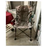 Red Head Camo Hunting Chair