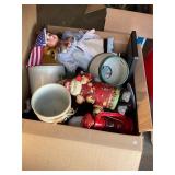 Dolls and Decor Lot