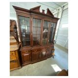 Link Taylor Heirloom Mahogany China Cabinet