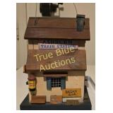Decorative Ashburn Train Station Birdhouses (Set o