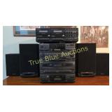 Magnavox Vintage Audio System with Speaker Set