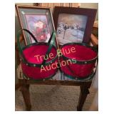 Charming Vintage Holiday Decor: Festive Baskets an