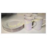 Elegant Vintage Dinnerware Set - Exquisite Porcela