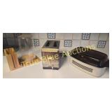 Vintage Kitchen Essentials: Retro Toaster, Glass C