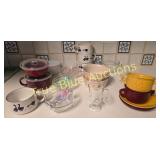 Charming Vintage Kitchenware Collection: Colorful