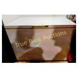 Roper Household Freezer Model RH1500RAW00 with Ser