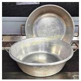 Two Aluminum Cooking Pots with Handles and Smooth