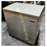 Thomson Chest Freezer Model TRF520D-SM with User M