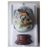 Decorative Egg with Bird and Nest Design
