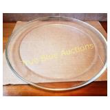 Glass Serving Plate with Dome Lid for Food Present
