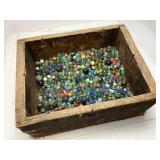 ANTIQUE REMINGTON WOOD CASE FULL OF VTG. GLASS