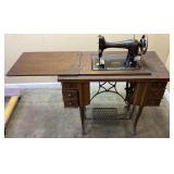 VTG. ELGIN SEWING MACHINE & SEWING CABINET