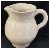 SIGNED BB POTTERY PITCHER, 7.5