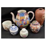 ASSORTED CHINESE/JAPANESE COLLECTIBLES, GOLD