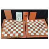 LEWIS & CARROLL ALICE IN WONDERLAND CHESS SET