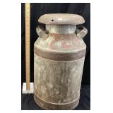 VTG. 10 GALLON MILK CAN