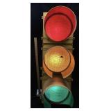 FULL SIZE TRAFFIC LIGHT IN WORKING CONDITION,