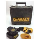 DEWALT 18V DC970 DRILL/DRIVER WITH CHARGER & 1