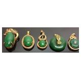5 JADE STONE PENDANTS W GOLD TONE ACCENT