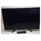 32'' HISENSE FLAT SCREEN TELEVISION WITH REMOTE