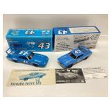 2 RICHARD PETTY DIE CAST AUTOGRAPH WINDSHIELD OF