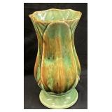 1940s BRUSHED MCCOY POTTERY LOTUS LEAF 595 VASE