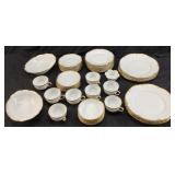 1966 HUTSCHENREUTHER BRIGHTON DINNERWARE SET