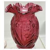 FENTON CRANBERRY GLASS RUFFLED EDGE DAFFODIL VASE