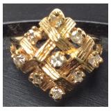 14KT GOLD RING W 9 SMALL DIAMONDS 3.05DWT