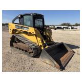 John Deere CT332 Skid Steer