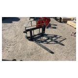 Titan Skid Steer Pallet Forks