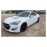 *2014 Hyundai Genesis (Rebuilt Salvage Title)