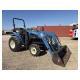 New Holland 4wd w/Bush Hog 2246QT Loader