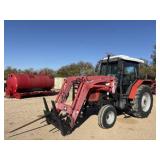 Massey Ferguson 573 Cab/Air w/DL260 Loader