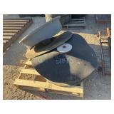 Lot of 2 Mineral Feeders