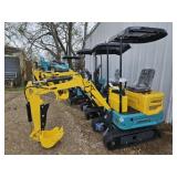 NEW MachPro DM100 Mini Excavator