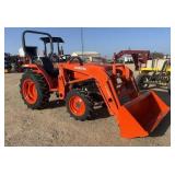 Kubota L2800 w/LA463 Front End Loader/Bucket