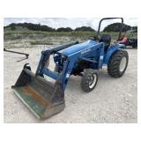 New Holland TC29 4WD w/7308 Loader/Bucket