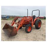 Kubota L2350 4WD w/LB400 Loader/Bucket