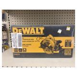 NEW Dewalt 7-1/4 in. Lightweight Circular Saw