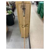 Box Lot of 10 NEW GreenThumb 6" Shrub Rakes