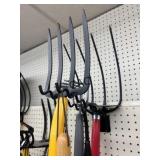 Lot of 5 NEW Gardening Tools