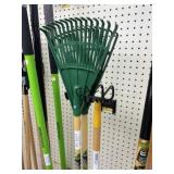 Lot of 3 NEW Gardening Tools
