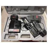 Senco Cordless Finish 41 Nailer w/Case and Battery
