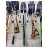 NEW Greenthumb Long Handle Digging Shovel