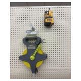 Lot of 4 NEW Assorted Tape Measures